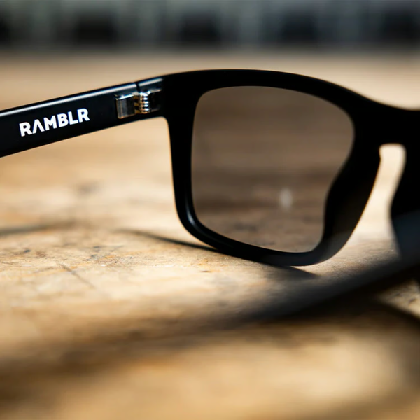 Biltwell Ramblr sunglasses. Grey smoke-Red mirror.